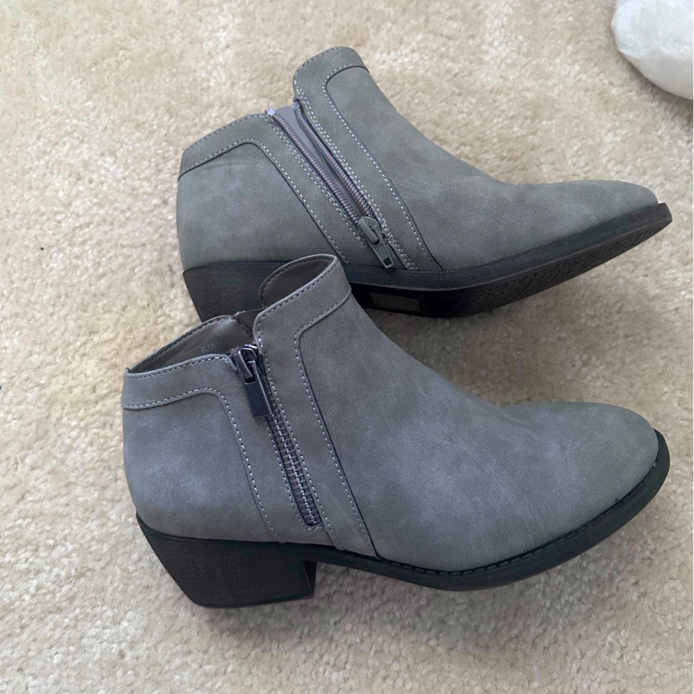 Maurice’s Gray Ankle Boot